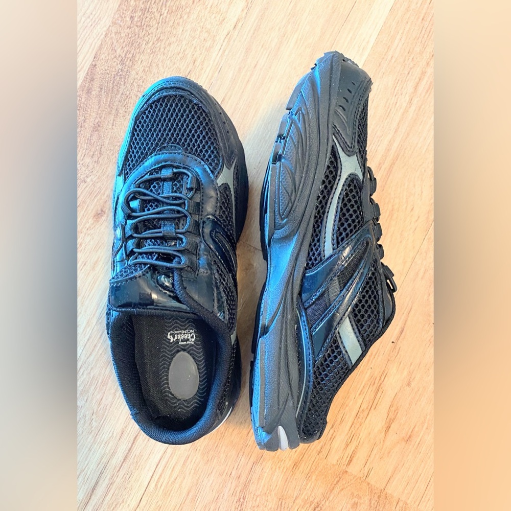 Cheeks by Tony Little Black Athletic Sneakers incline trainer